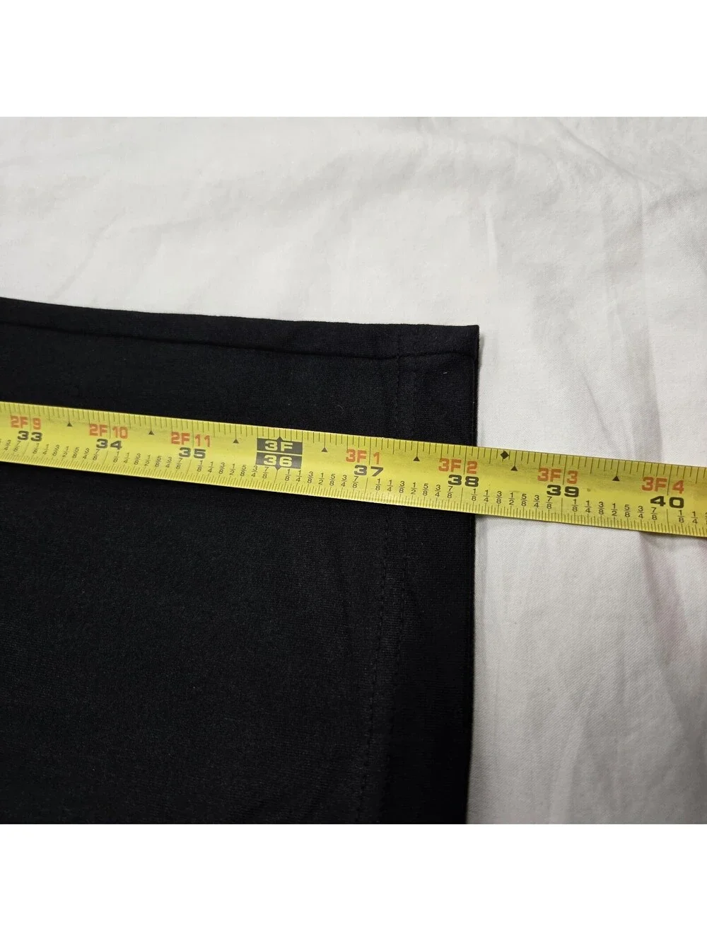 EUC Size MEDIUM Men's Feat Roam Performance Athletic Pants Black Zip Pockets